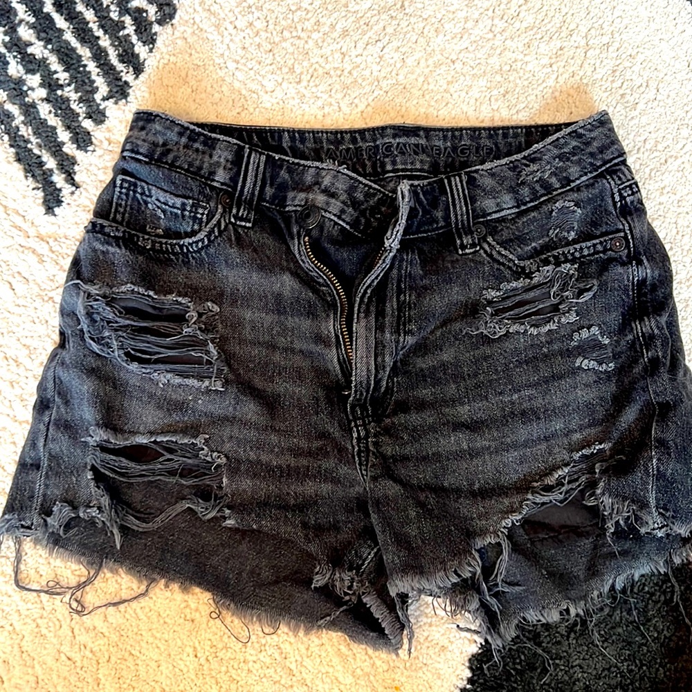American eagle cut off mom shorts